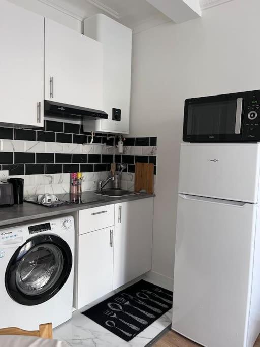 Asnières Appartement T2 Aux Portes De Paris מראה חיצוני תמונה